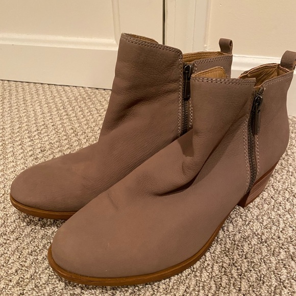 Lucky Brand Basel Boot size 8.5 - Picture 1 of 4
